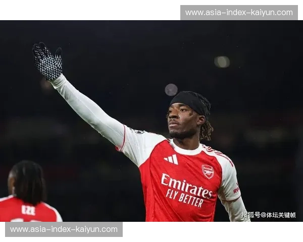 马杜埃凯角球直接破门，英超官方改判为直接进球